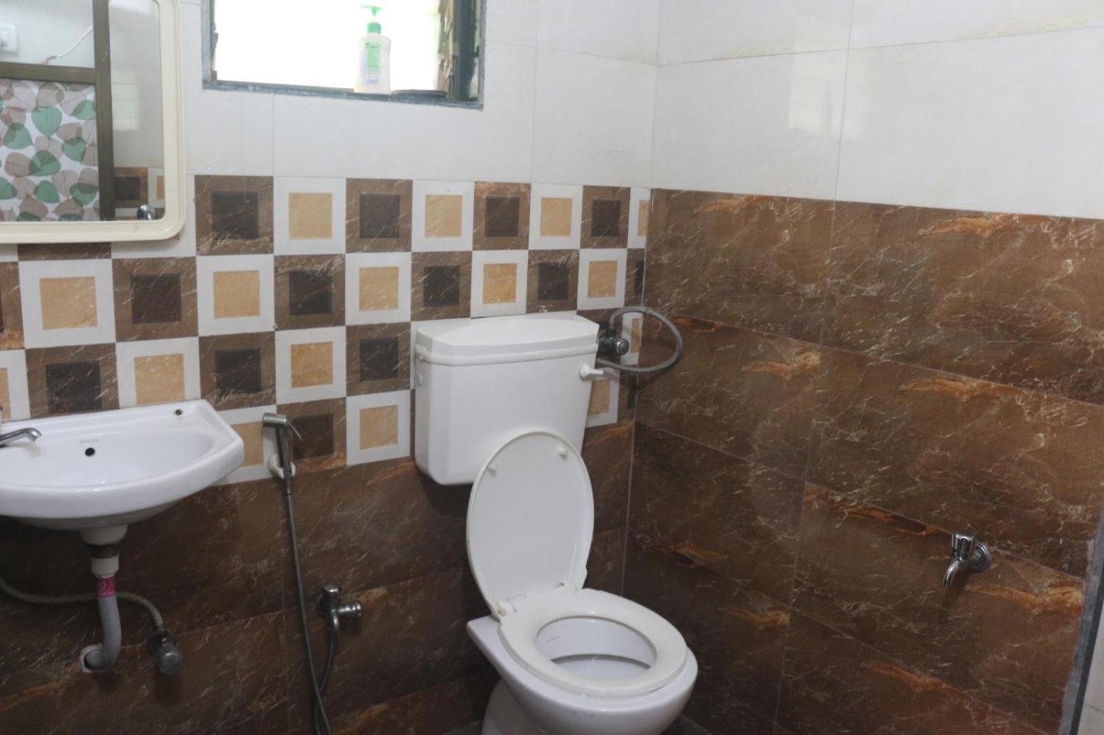 Hotel Phoenix Lonavala Luaran gambar