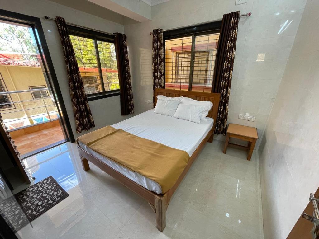 Hotel Phoenix Lonavala Luaran gambar